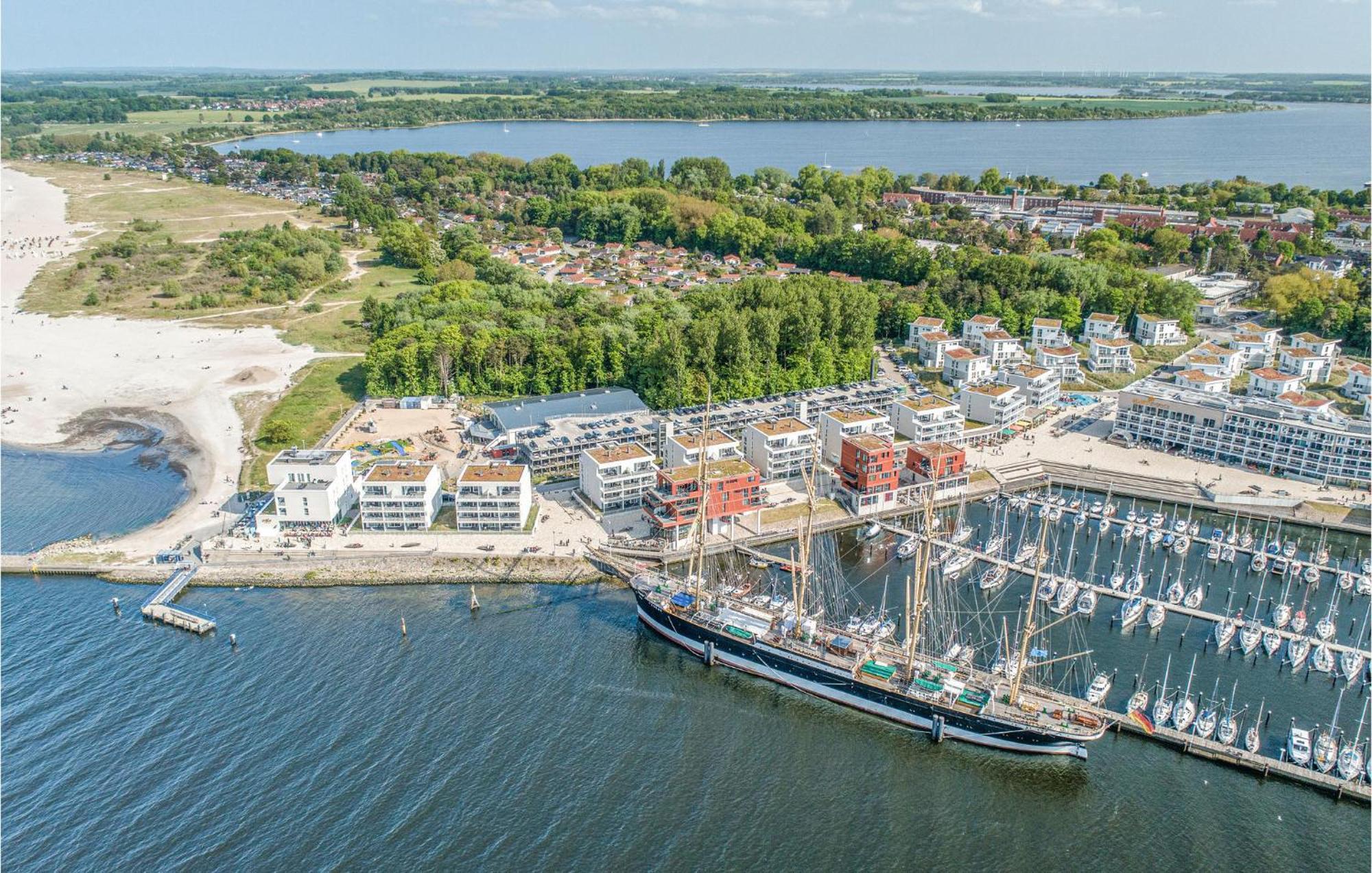 Lovely Apartment In Luebeck Travemuende With Sauna Eksteriør billede